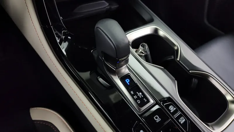 Lexus NX450h+