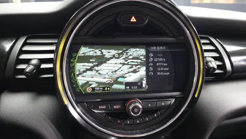 MINI Hatch