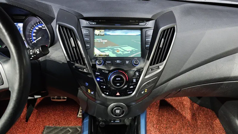 Hyundai Veloster
