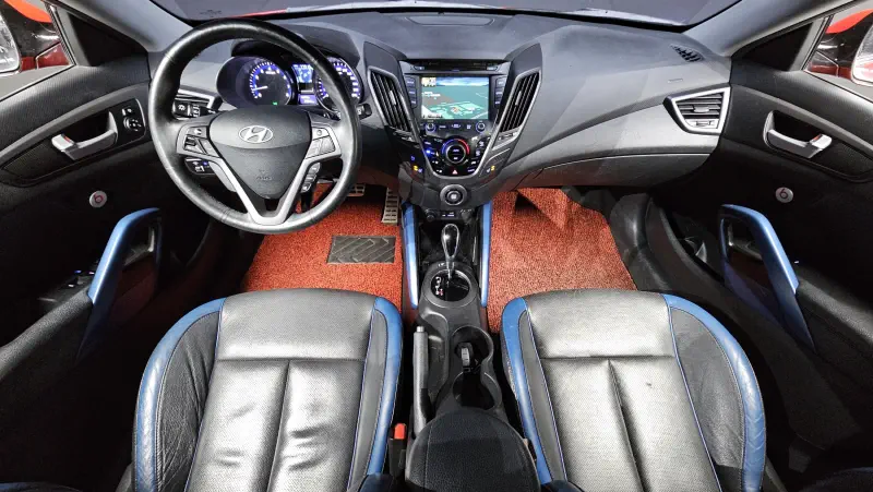 Hyundai Veloster