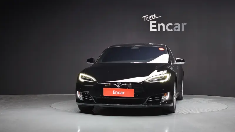 Tesla MODEL S