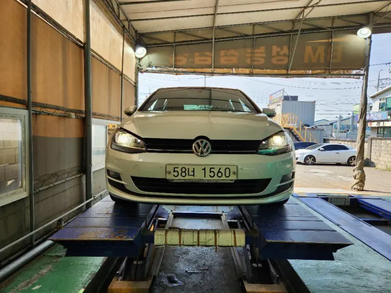 Volkswagen Golf