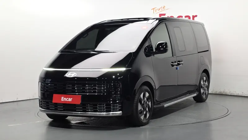 Hyundai Staria