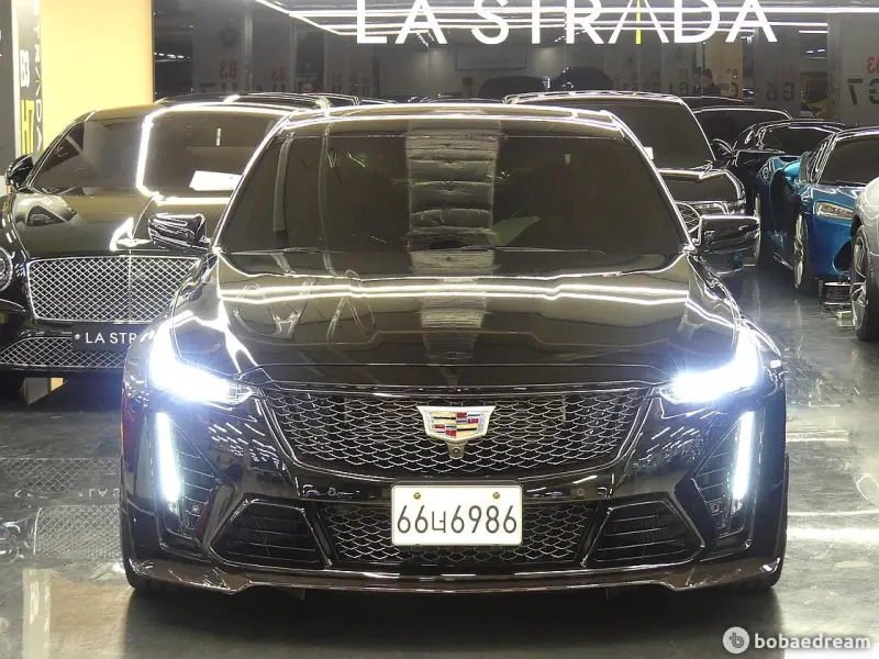 Cadillac CT5-V