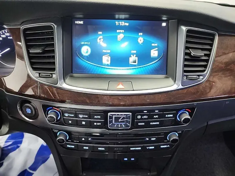 Hyundai Equus