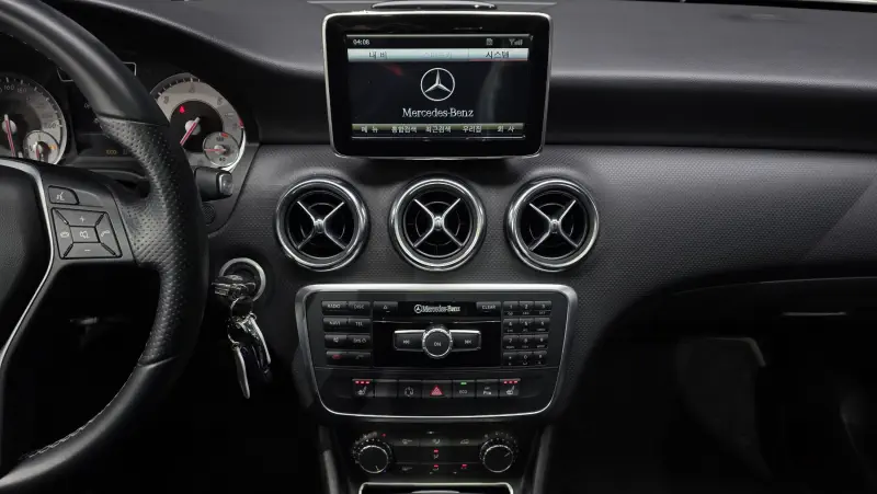 Mercedes-Benz A-Class