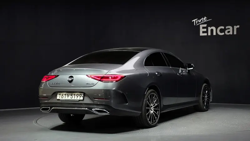 Mercedes-Benz CLS-Class