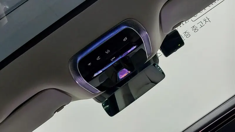 Mercedes-Benz EQS SUV