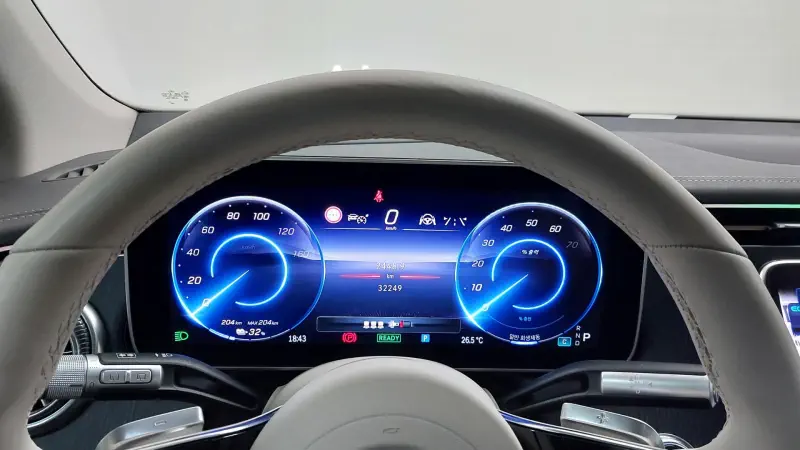 Mercedes-Benz EQS SUV