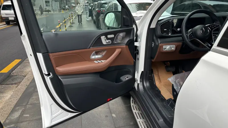 Mercedes-Benz GLE-Class