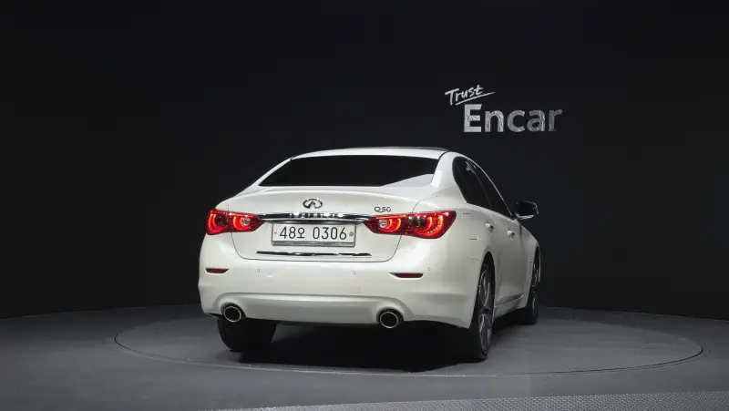 Infiniti Q50