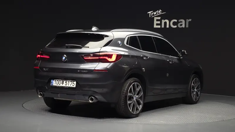 BMW X2