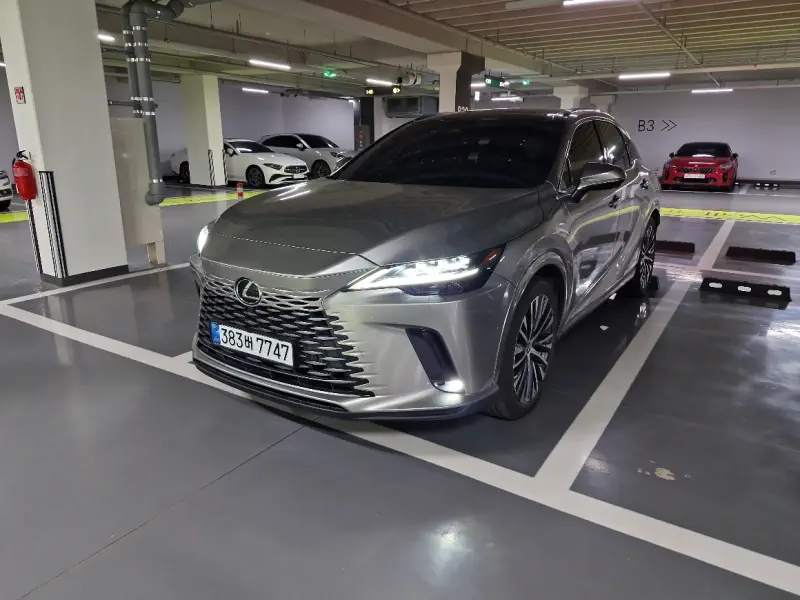 Lexus RX450h+