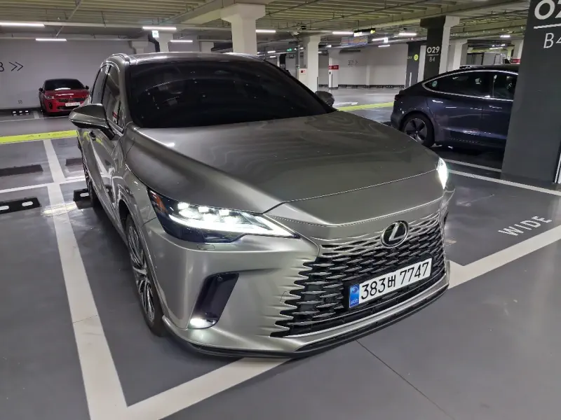 Lexus RX450h+
