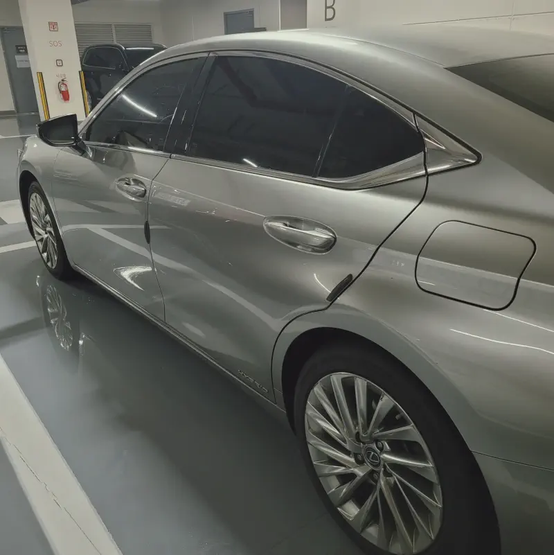 Lexus ES300h