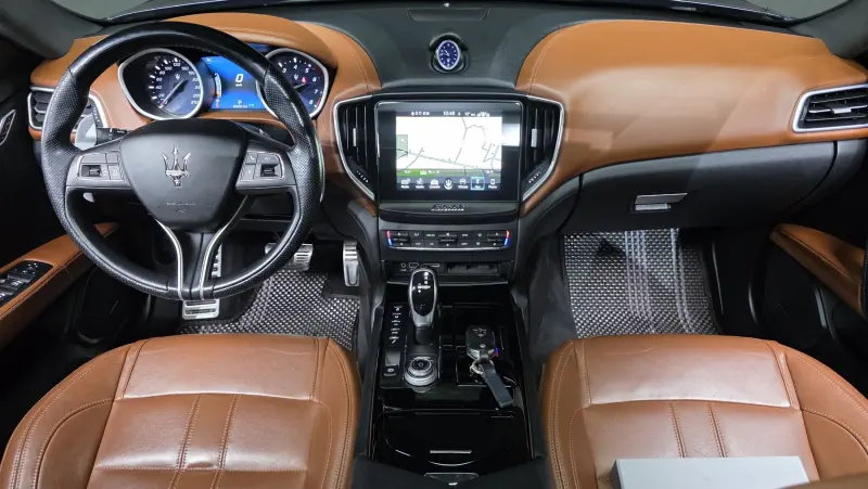 Maserati Ghibli