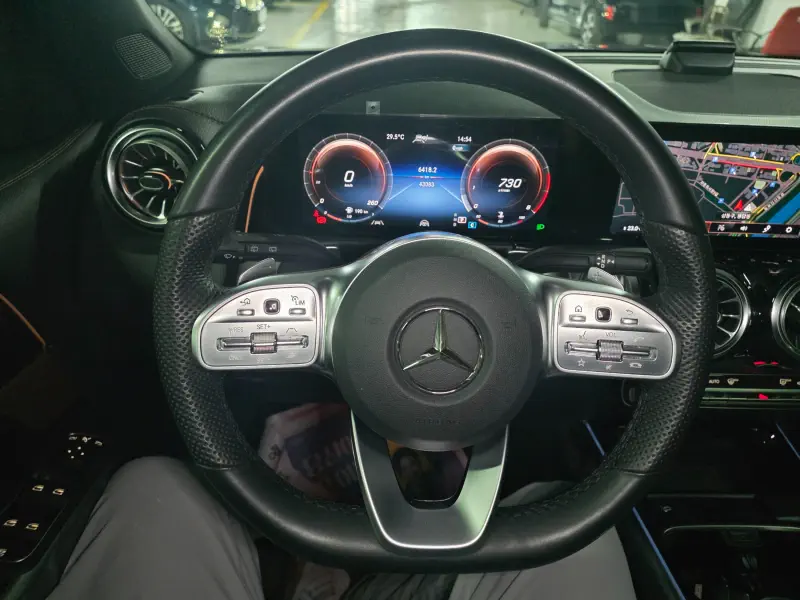 Mercedes-Benz GLB-Class