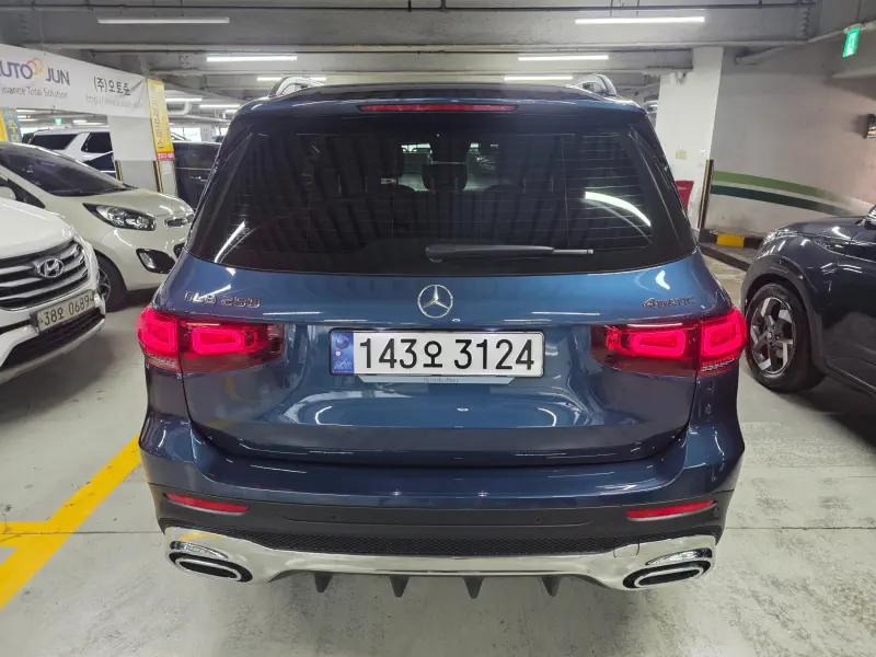 Mercedes-Benz GLB-Class