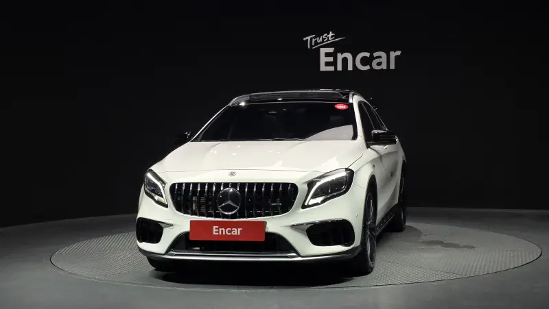 Mercedes-Benz GLA-Class