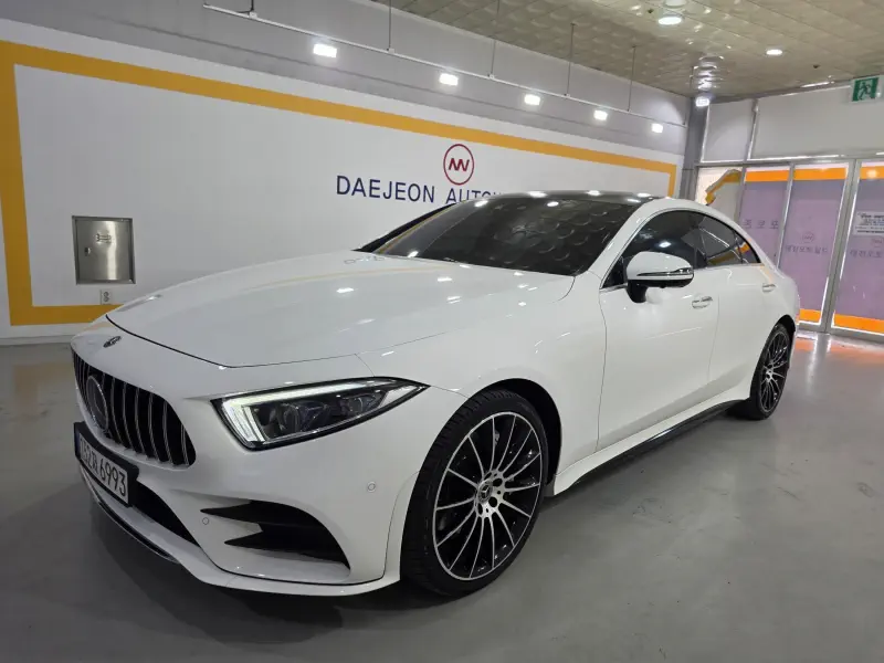 Mercedes-Benz CLS-Class