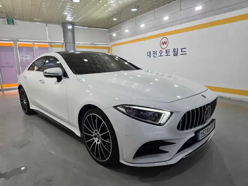 Mercedes-Benz CLS-Class