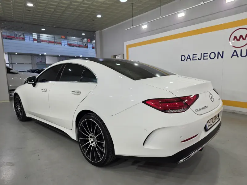 Mercedes-Benz CLS-Class