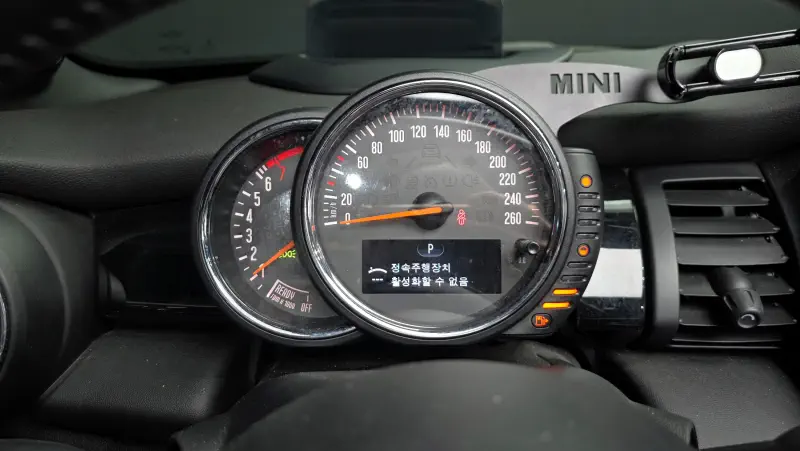 MINI Cabrio