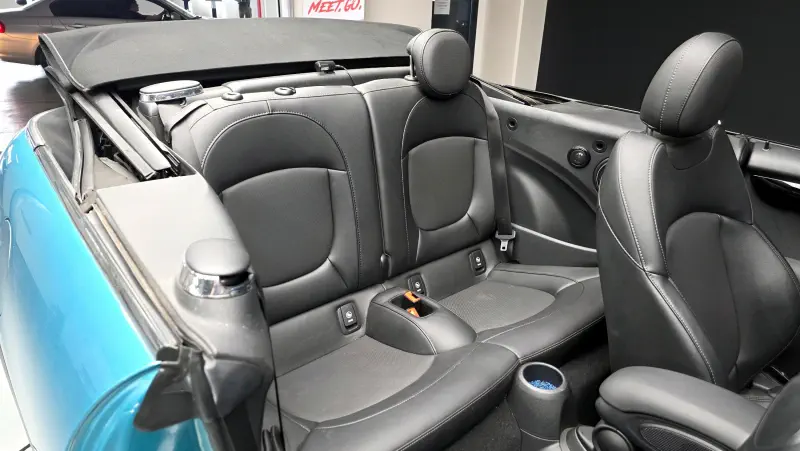 MINI Cabrio