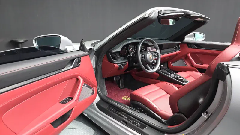 Porsche 911
