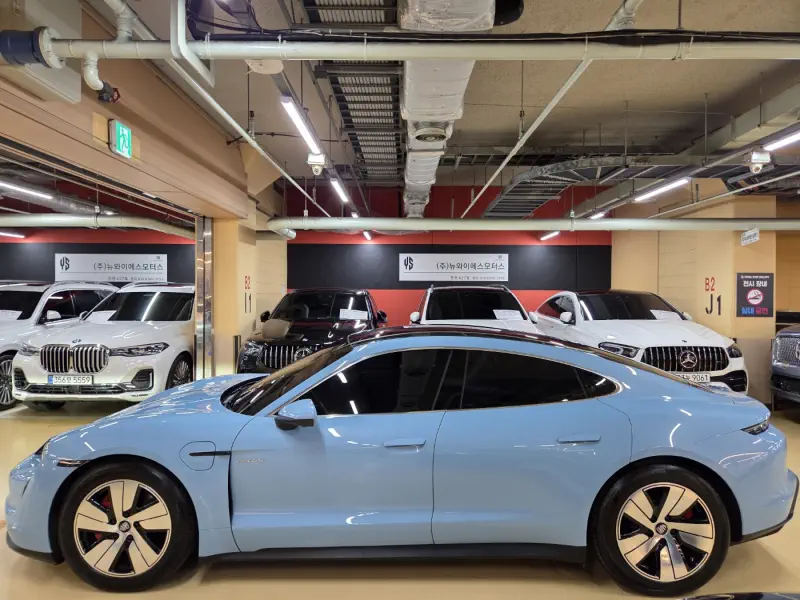 Porsche Taycan