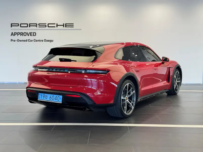 Porsche Taycan