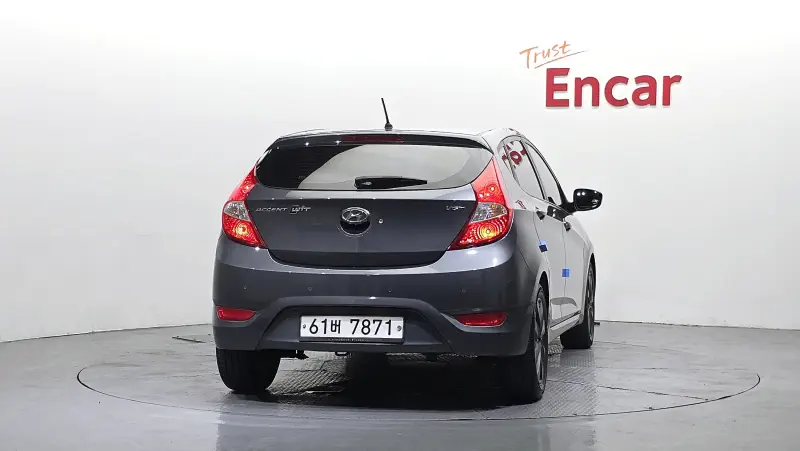 Hyundai Accent
