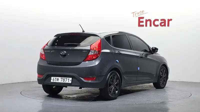 Hyundai Accent