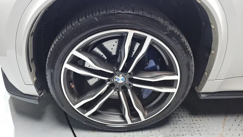 BMW X5M