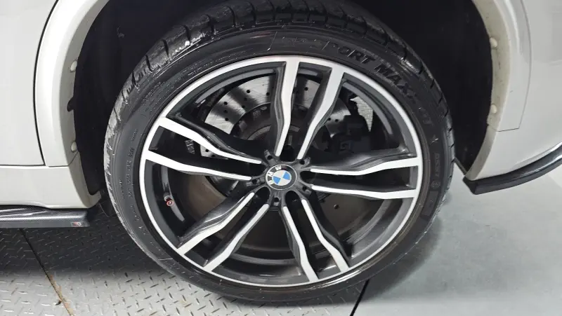 BMW X5M