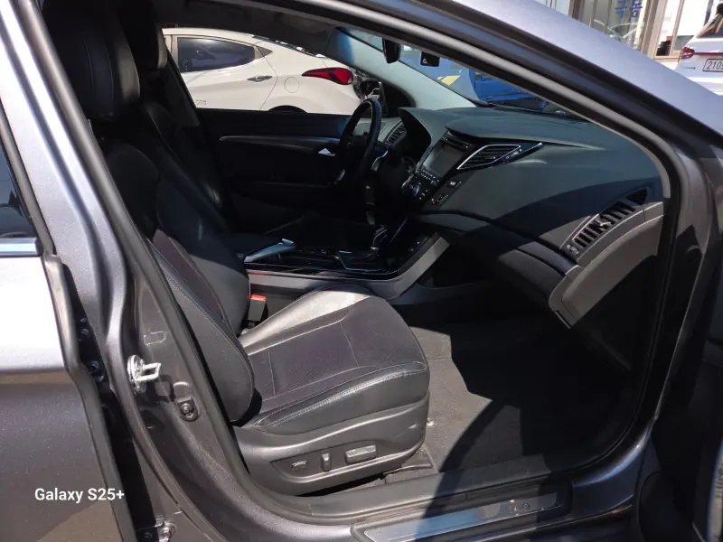 Hyundai I40