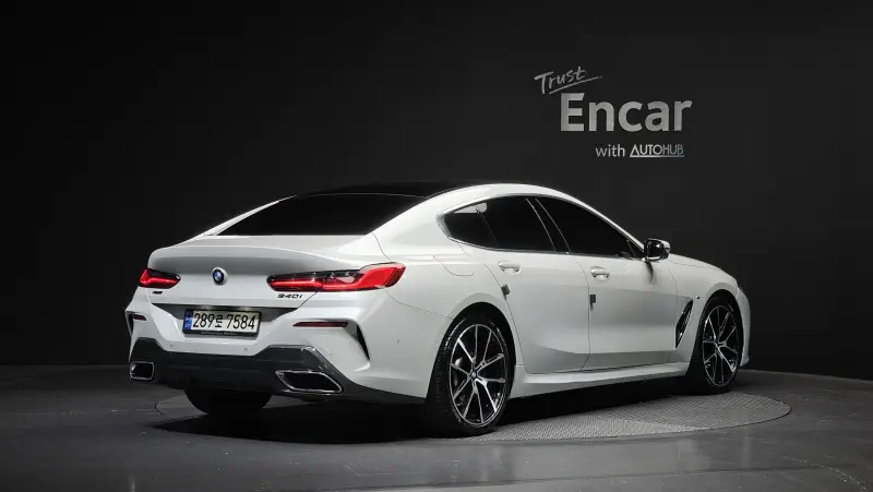 BMW 8-Series