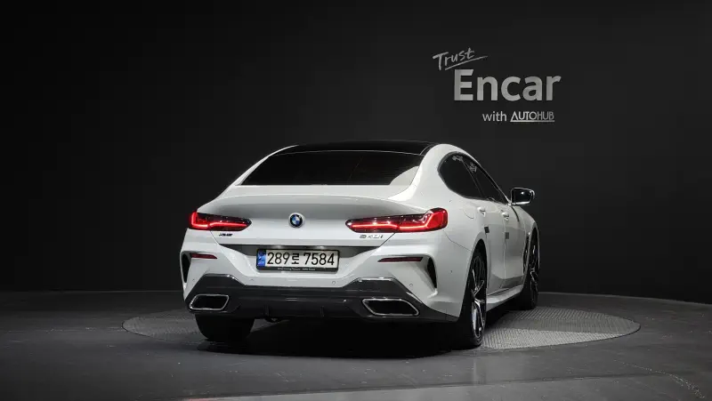 BMW 8-Series