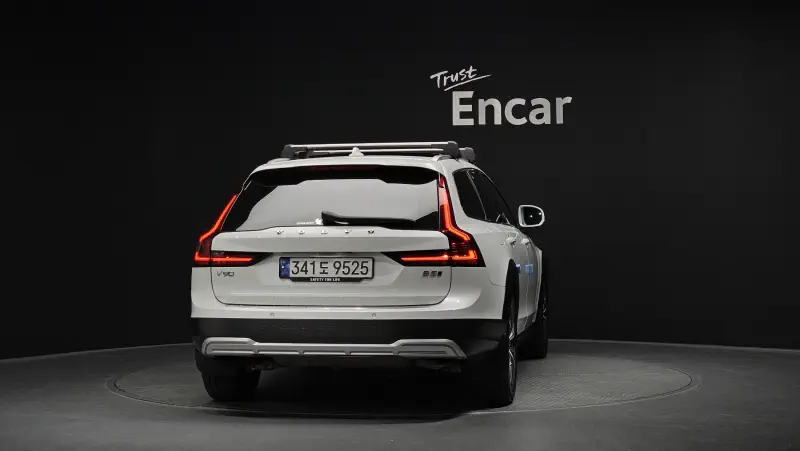 Volvo V90