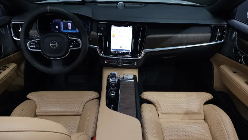 Volvo V90