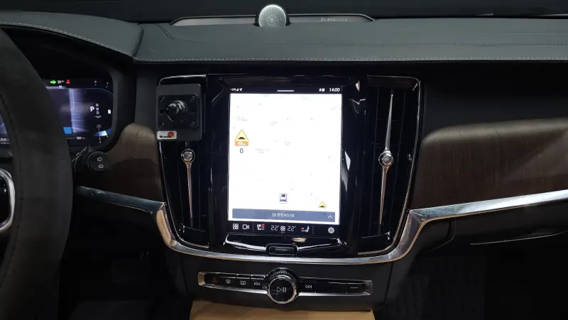 Volvo V90