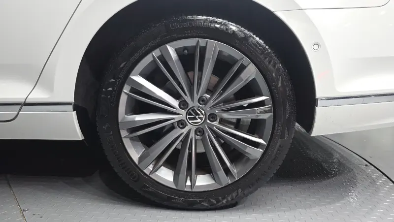 Volkswagen Passat GT