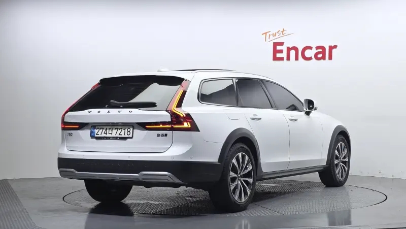 Volvo V90