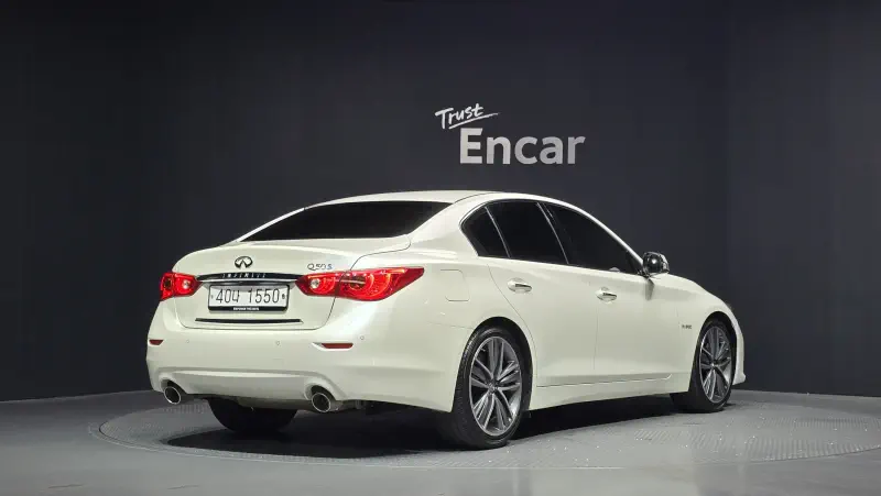 Infiniti Q50