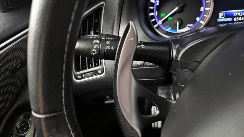 Infiniti Q50