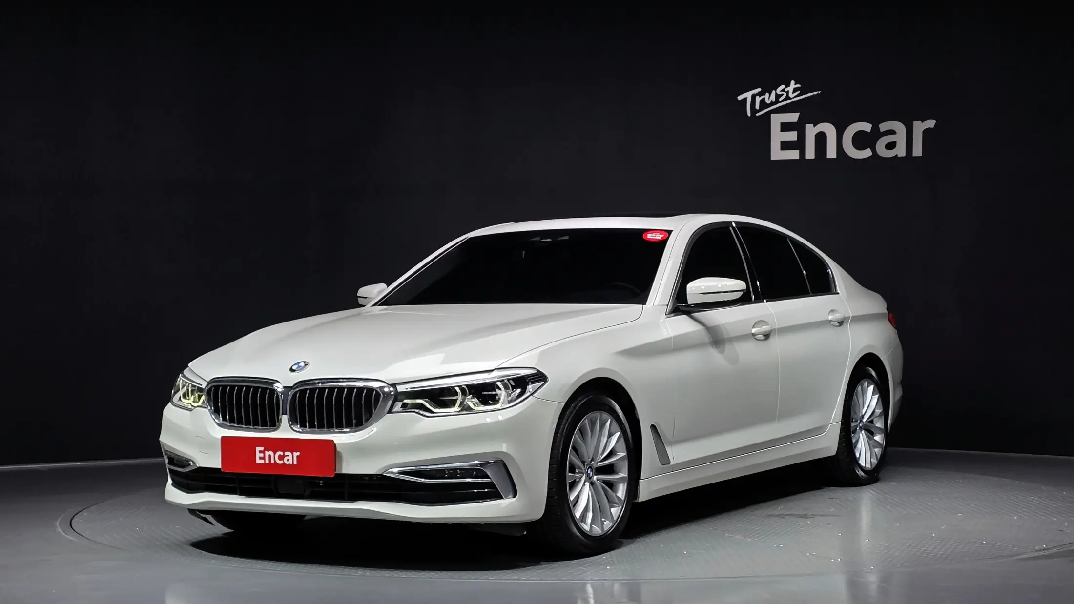 BMW 5-Series 2019