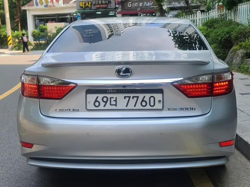 Lexus ES300h