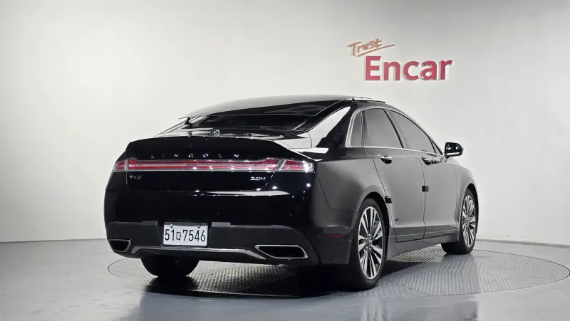 Lincoln Mkz