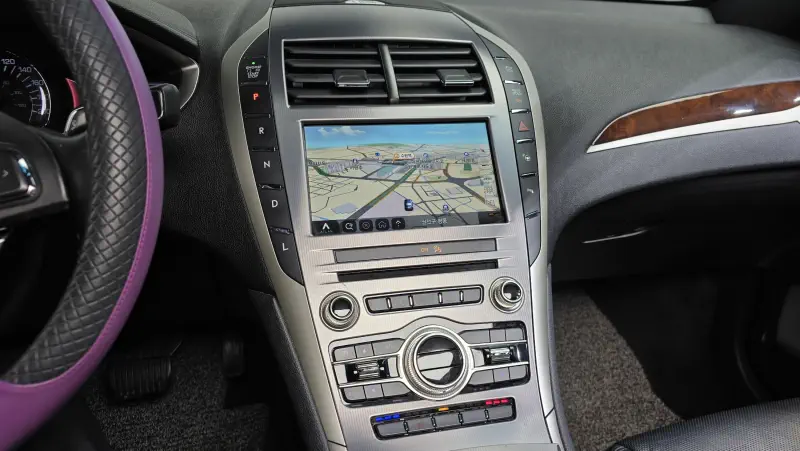 Lincoln Mkz