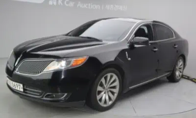 Lincoln MKS